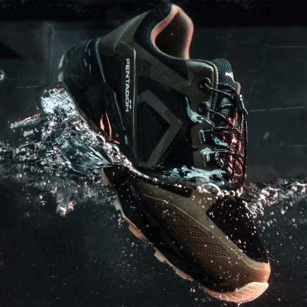  Stiefel PENTAGON KION WP TREKKING SHOES K15051 STEALTH-SCHWARZ 