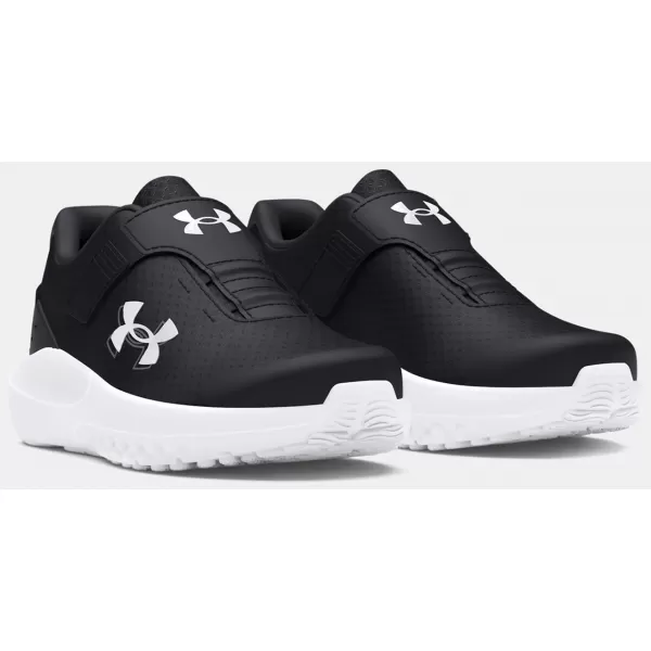  Jungenschuhe UNDER ARMOUR UA BINF SURGE 4 AC 3027105-001 SCHWARZ 