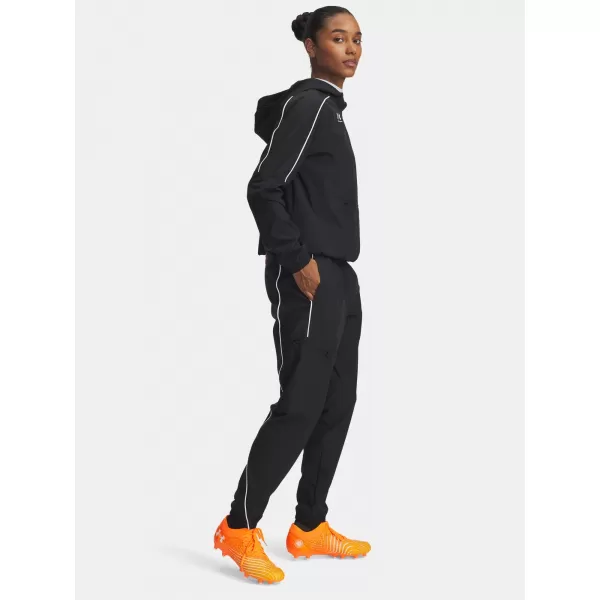  Sporthose für Damen UNDER ARMOUR UA W CHALLENGER WARMUP PANTS 6004076-001 SCHWARZ 