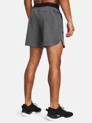 Herrenshorts UNDER ARMOUR UA PEAK WOVEN SHORTS 1376782-025 GRAU