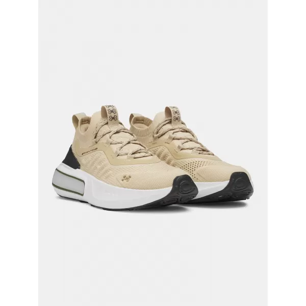  Herrenschuhe UNDER ARMOUR UA PHANTOM 4 3027593-234 BRAUN 