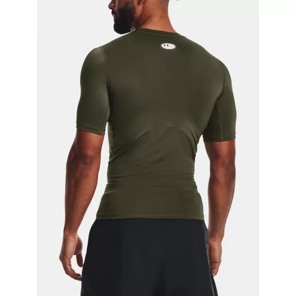  Herren-T-Shirt UNDER ARMOUR UA HG ARMOUR COMP SS 1361518-390 GRÜN 