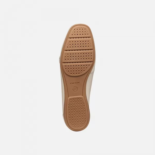  Damenmokassins GEOX ANNYTAH MOC G012825 CREMIG 