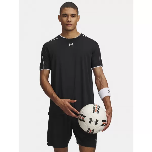  Herren-T-Shirt UNDER ARMOUR M CHALLENGER TRAIN SS 6009875-001 SCHWARZ 
