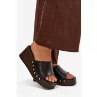 Schwarz
