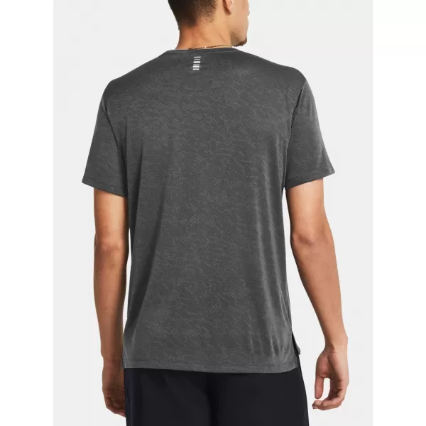  Herren-T-Shirt UNDER ARMOUR LAUNCH CAMO SHORTSLEEVE 1386681-025 GRAU 