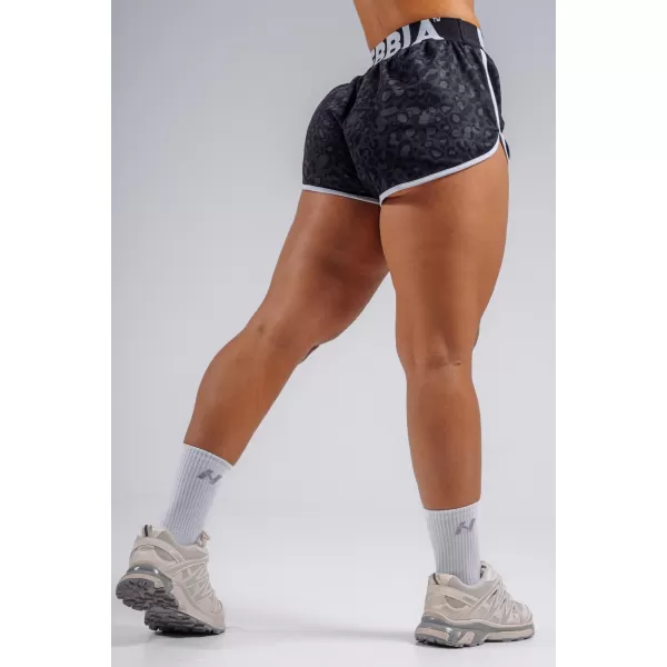  Trainingsshorts mit Leopardenmuster NEBBIA PRIMAL 855 SCHWARZER LEOPARD 