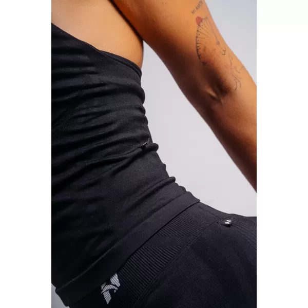  Neckholder-Top mit integriertem BH NEBBIA PRIMAL 863 SCHWARZ 