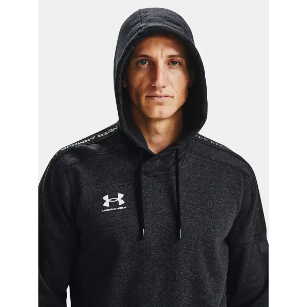  Herren-Sweatshirt UNDER ARMOUR ACCELERATE OFF-PITCH HOODIE 1356763-001 SCHWARZ 