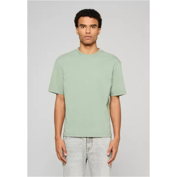  Herren-T-Shirt URBAN CLASSICS TB7169 LILIENSTAUBGRÜN 