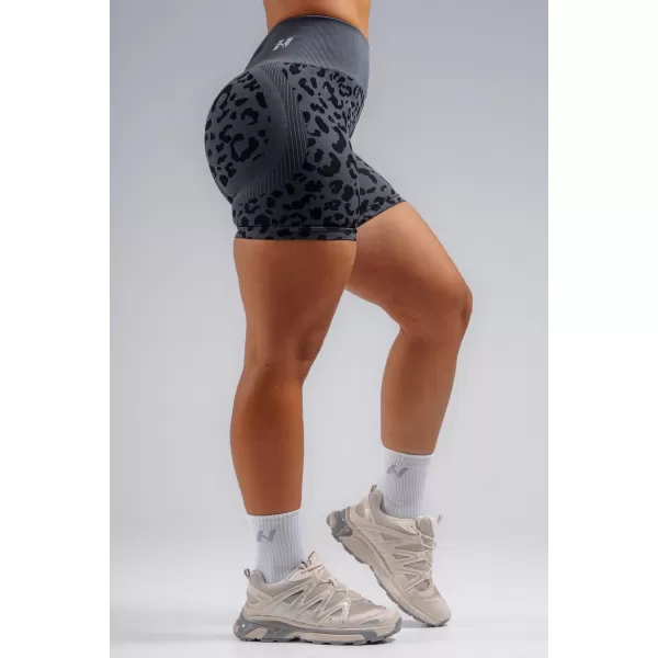  Kompressions-Push-up-Shorts mit Leopardenmuster NEBBIA PRIMAL 856 SCHWARZER LEOPARD 