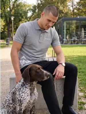Herren-T-Shirt mit Kragen ALTISPORT ALM013203 DUNKELGRAUE HIGHLIGHTS