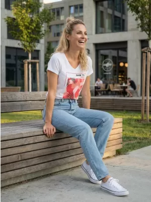 Damen-T-Shirt mit kurzen Ärmeln SAM 73 ILDA WT 855 WEIß