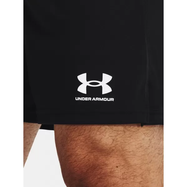  Herrenshorts UNDER ARMOUR CHALLENGER CORE SHORT 1372691-001 SCHWARZ 