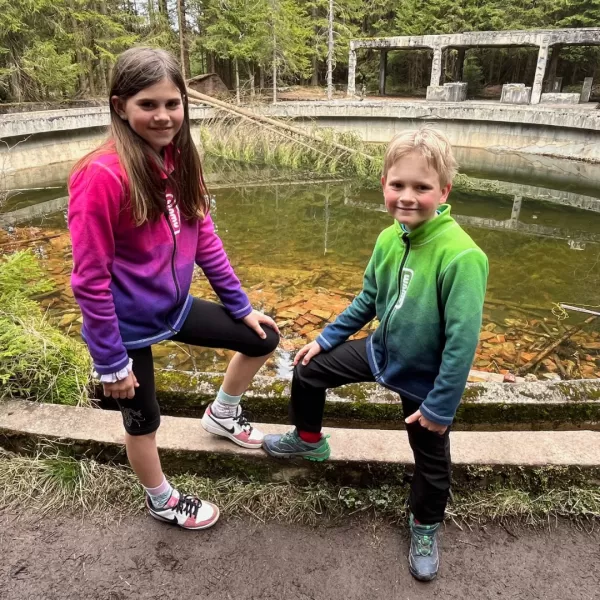 Fleece-Sweatshirt für Kinder WAMU MOZAIKA FIALOVÁ GRÜN 