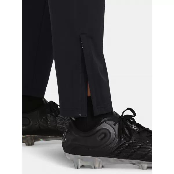  Sporthose für Herren UNDER ARMOUR MS CH. PIQUE PANT 1382602-001 SCHWARZ 