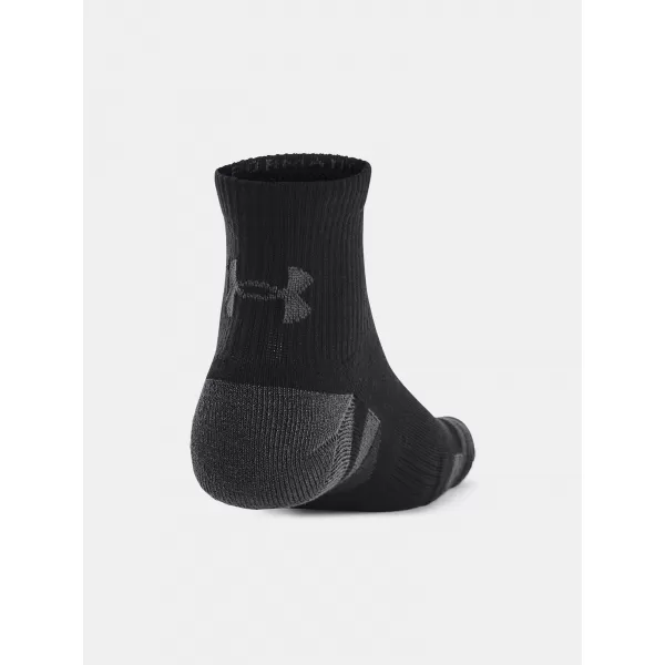  Socken UNDER ARMOUR PERFORMANCE TECH QTR (3 PÁRY) 1379510-001 SCHWARZ 